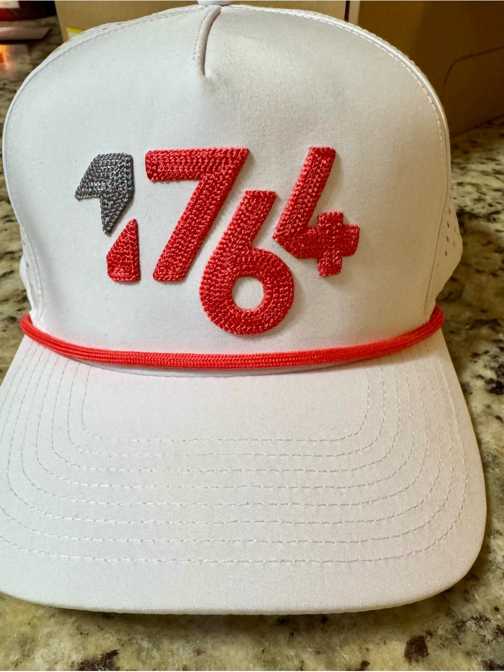 🧢White Golf Hat with "Hot Pink" '1764' Embroidered, BRAND NEW, NEVER WORN!